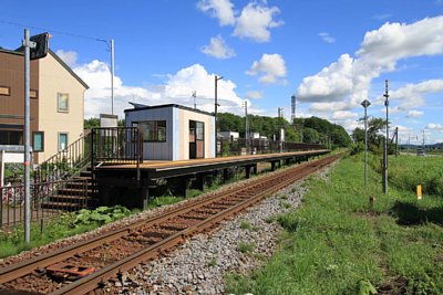 西御料駅