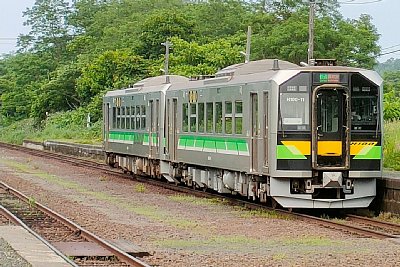 H100形気動車