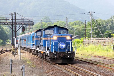 DD51ディーゼル機関車「北斗星」