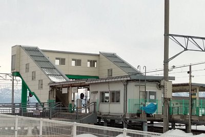 駅全景