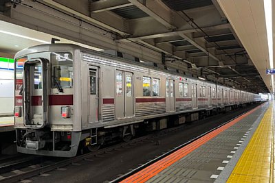 東武10000系電車