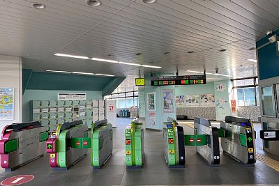 改札口