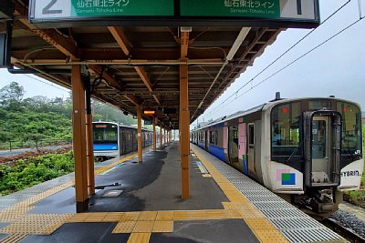205系3100番台とHB-E210系